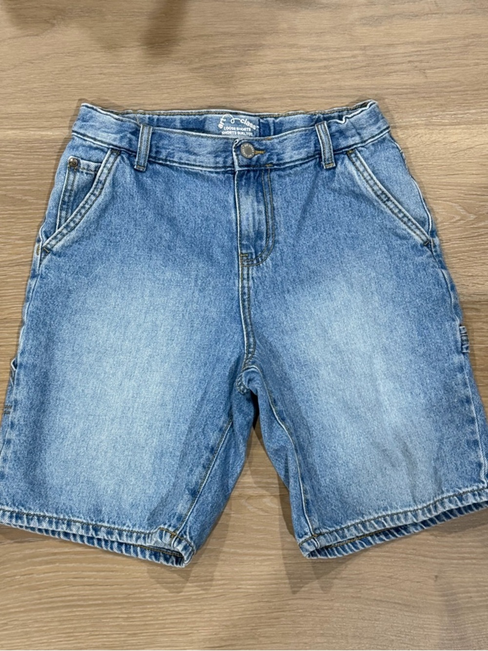 Art Class boys loose carpenter Jean shorts light wash denim Large 10/12